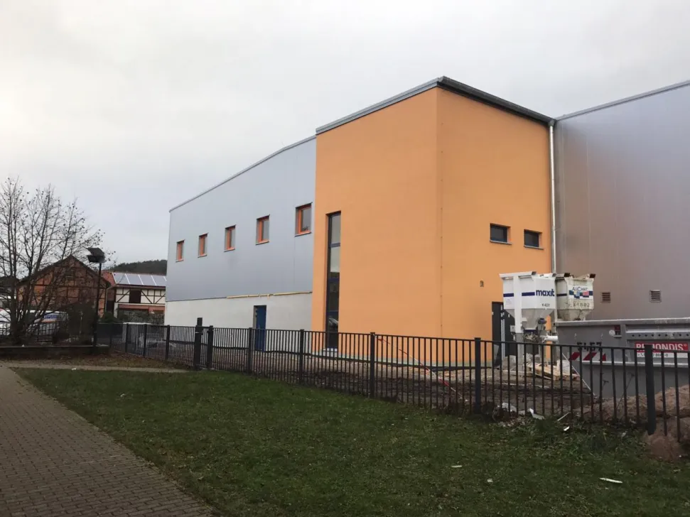 MONACHIUM: KOMPLEKS PRZEMYSŁOWO-USŁUGOWY